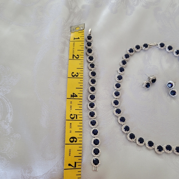 Vintage Beautiful Jewelry Set Necklace Is 18" Bracelet 7" - Picture 10 of 15